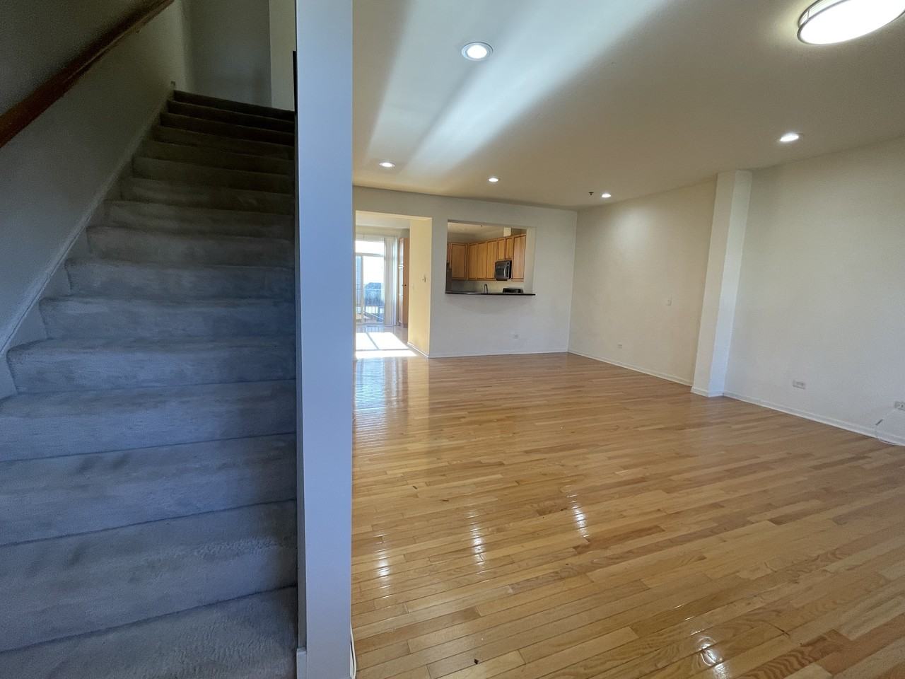 4702 N Lamon Ave #1 - Photo 6 of 23