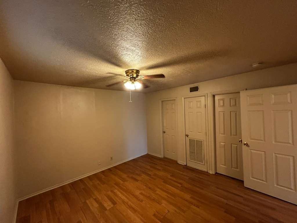 VILLAGE PARK APPARTMENT - Photo 6 of 39