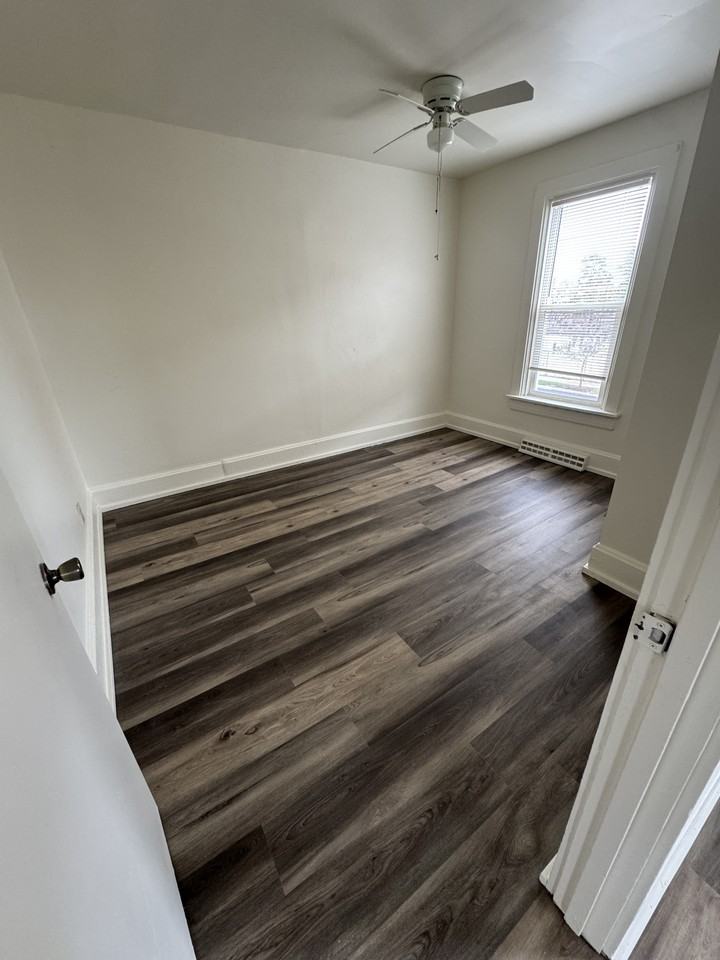 1614 Lasalle Street - Photo 3 of 10