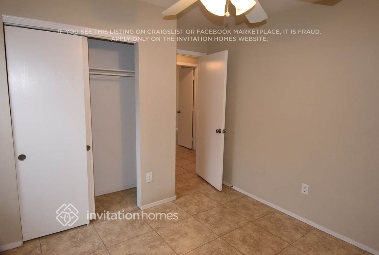 907 E Morelos St - Photo 4 of 10