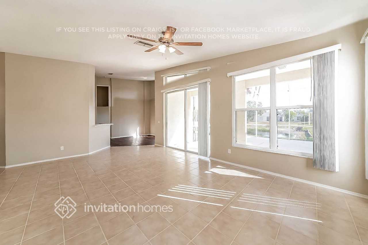 205 39th St Ne - Photo 3 of 17