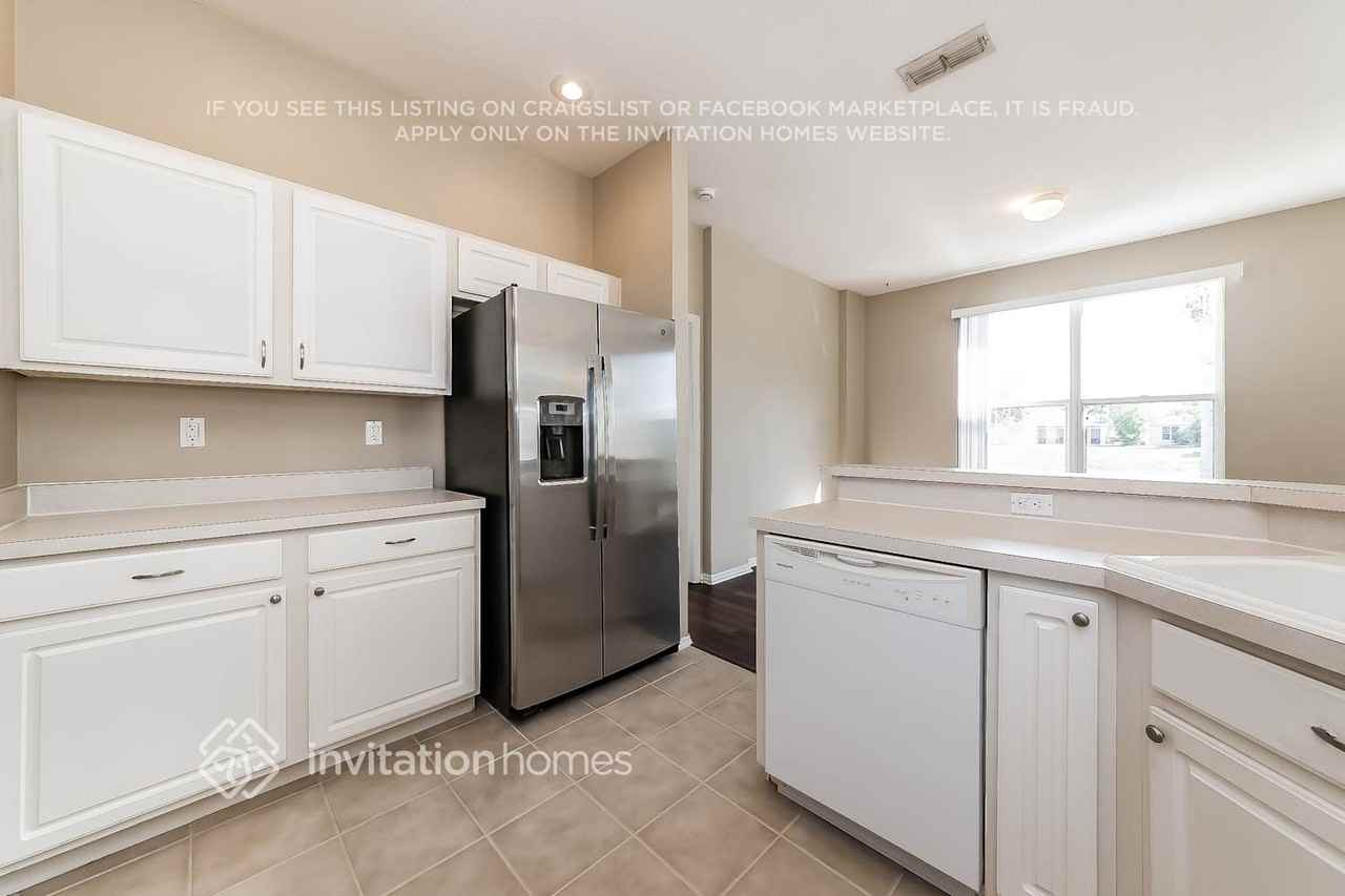 205 39th St Ne - Photo 6 of 17