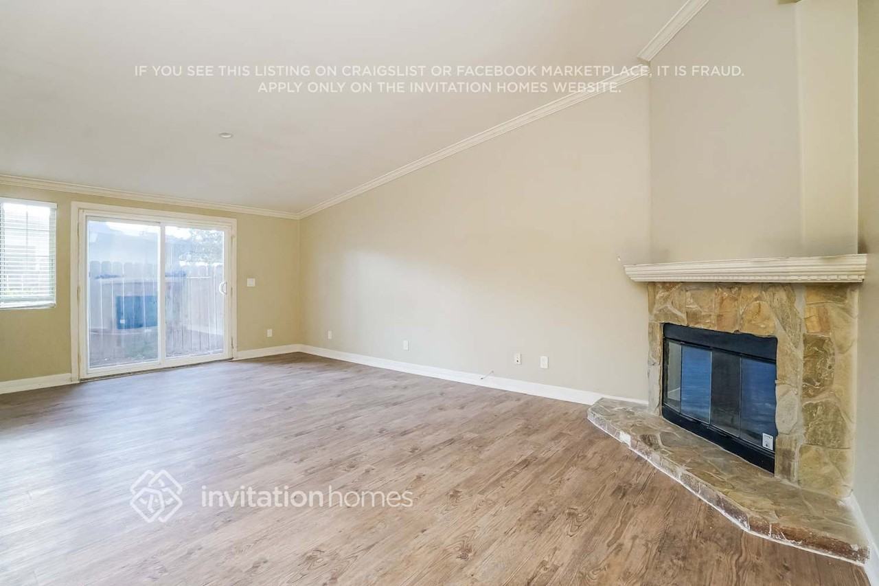 10831 Balboa Blvd - Photo 7 of 17