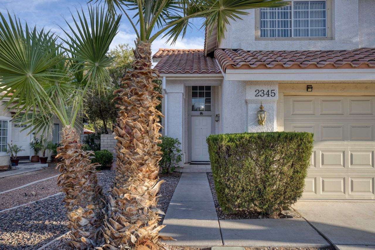 2345 Potters Ct #1 - Photo 3 of 30