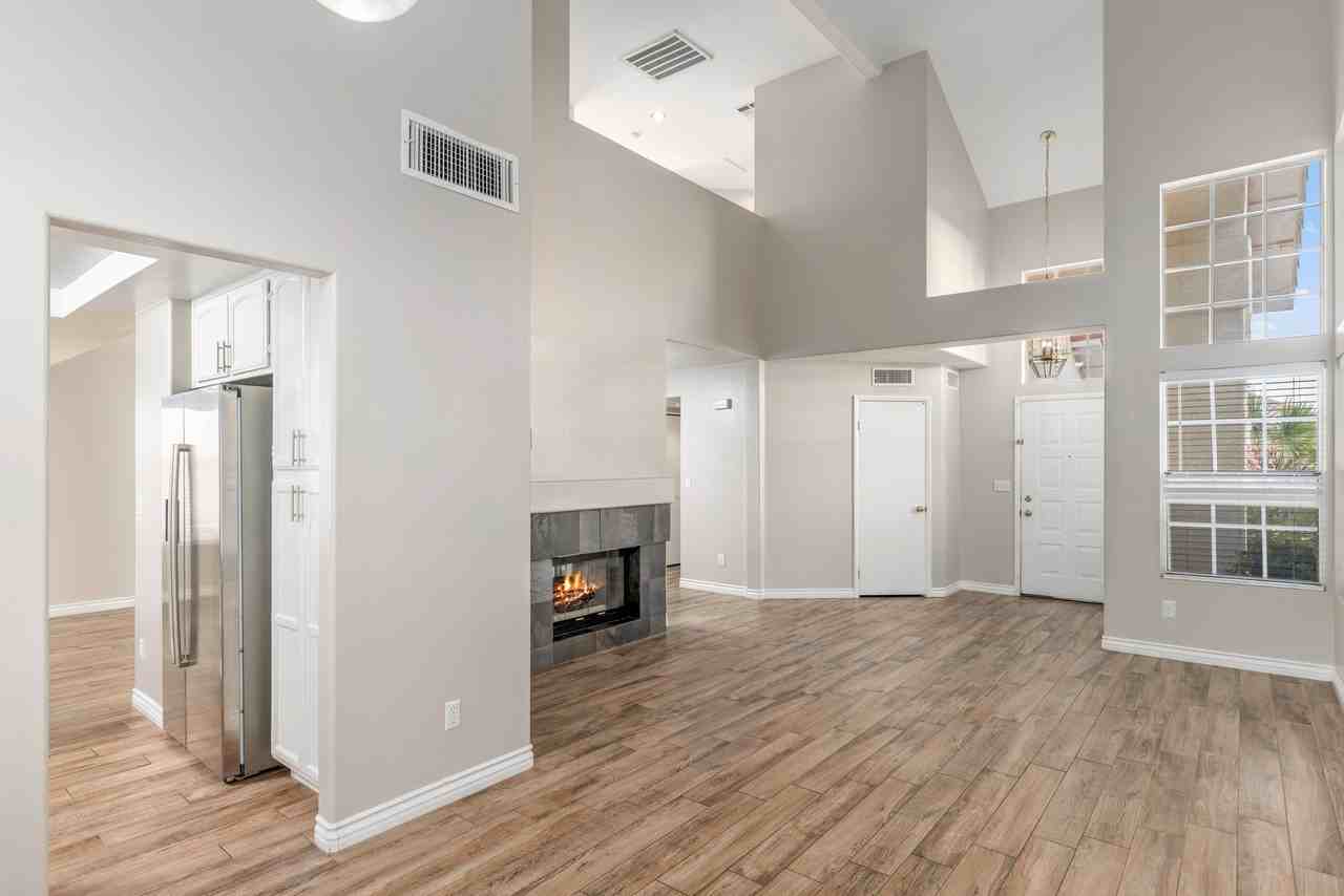 2345 Potters Ct #1 - Photo 5 of 30