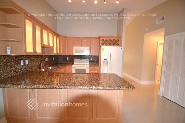 15052 Sw 63rd Ter - Photo 5 of 13