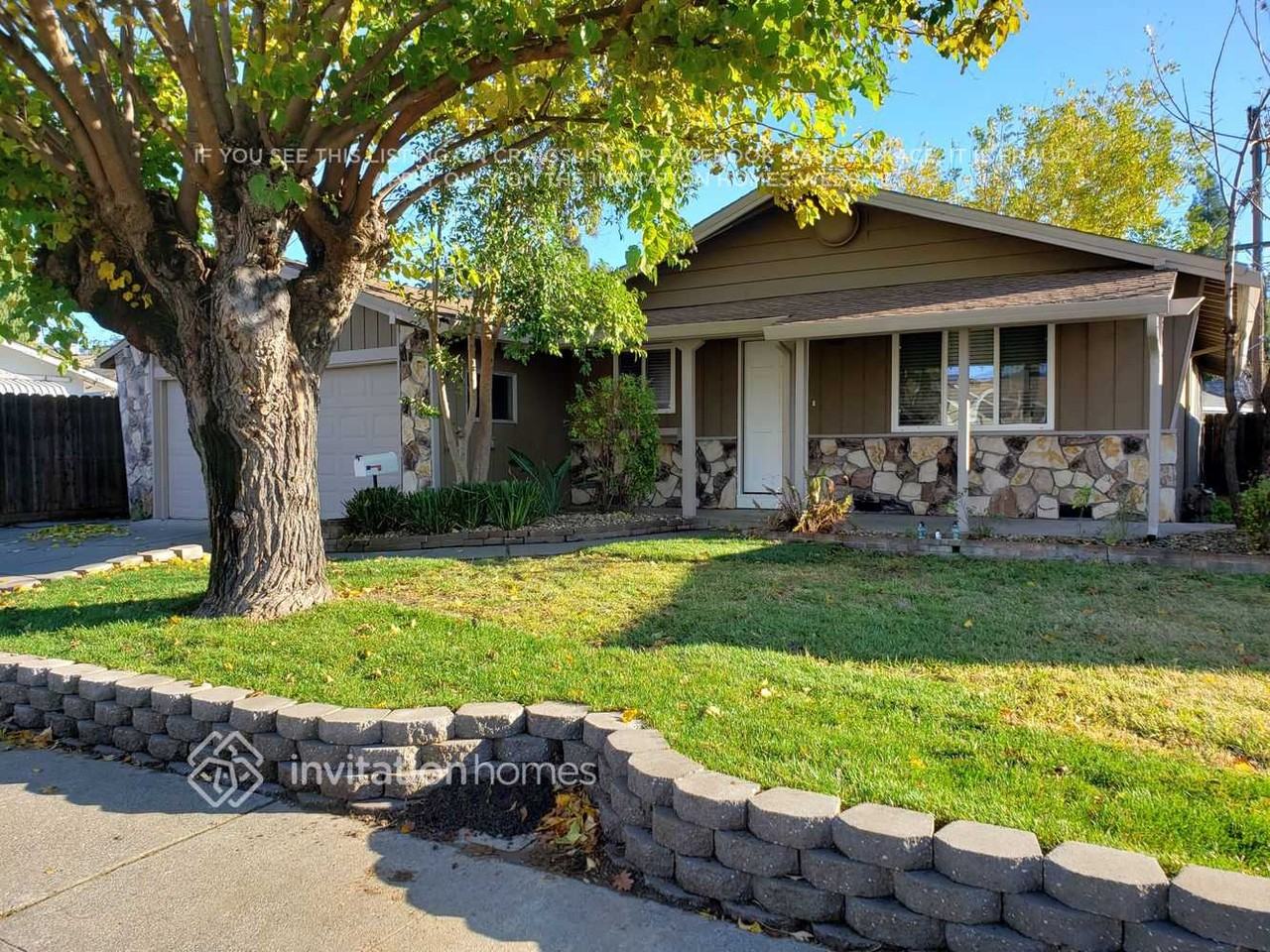 231 N West St - Photo 2 of 12