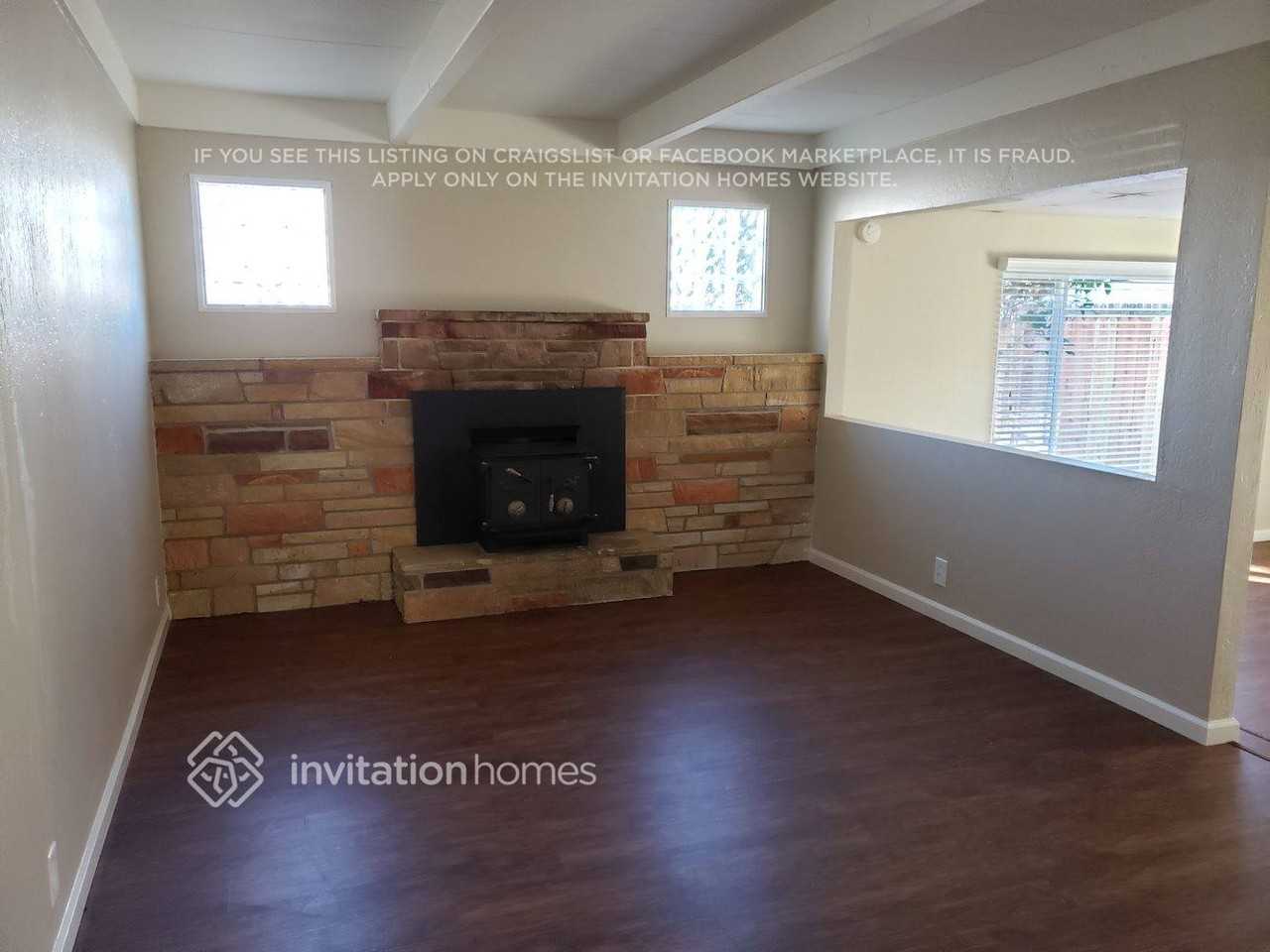 231 N West St - Photo 3 of 12