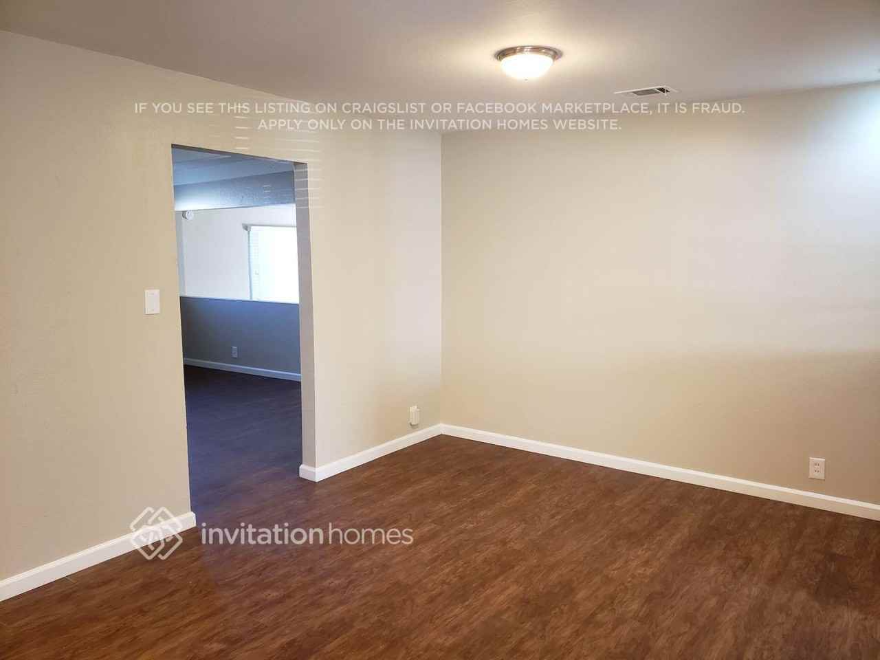 231 N West St - Photo 4 of 12