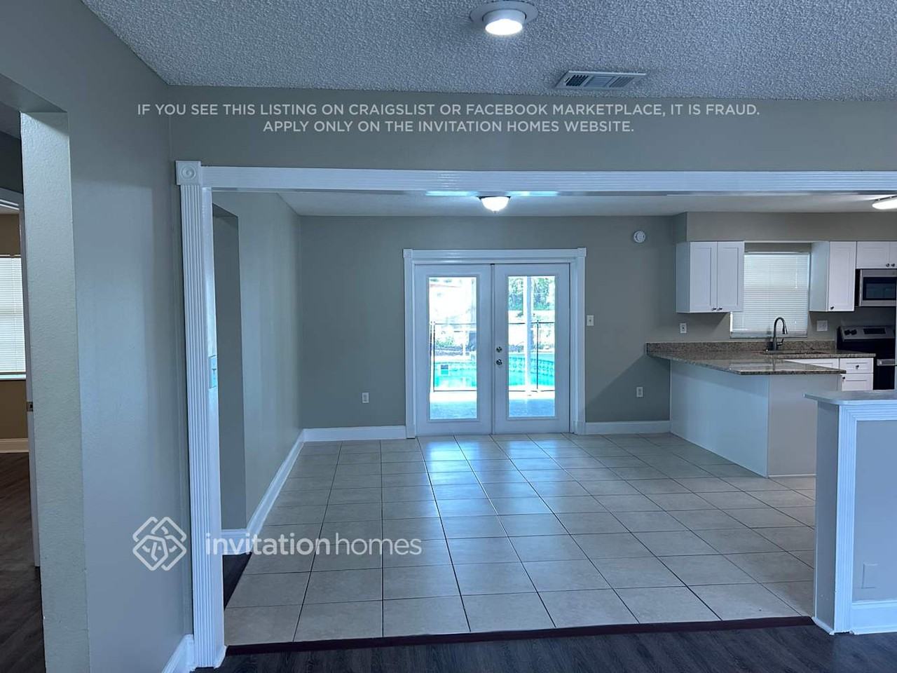 205 S Kingsway Rd - Photo 3 of 15