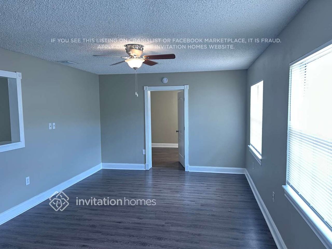 205 S Kingsway Rd - Photo 7 of 15