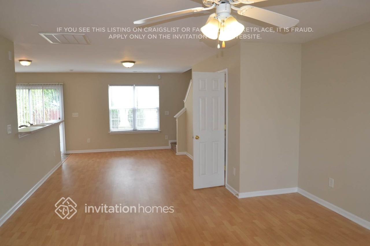 1304 Red Tallen Ct - Photo 2 of 15