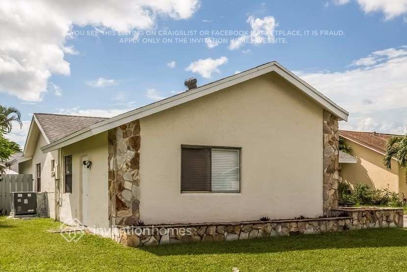 413 Sw 75th Ave - Photo 3 of 25