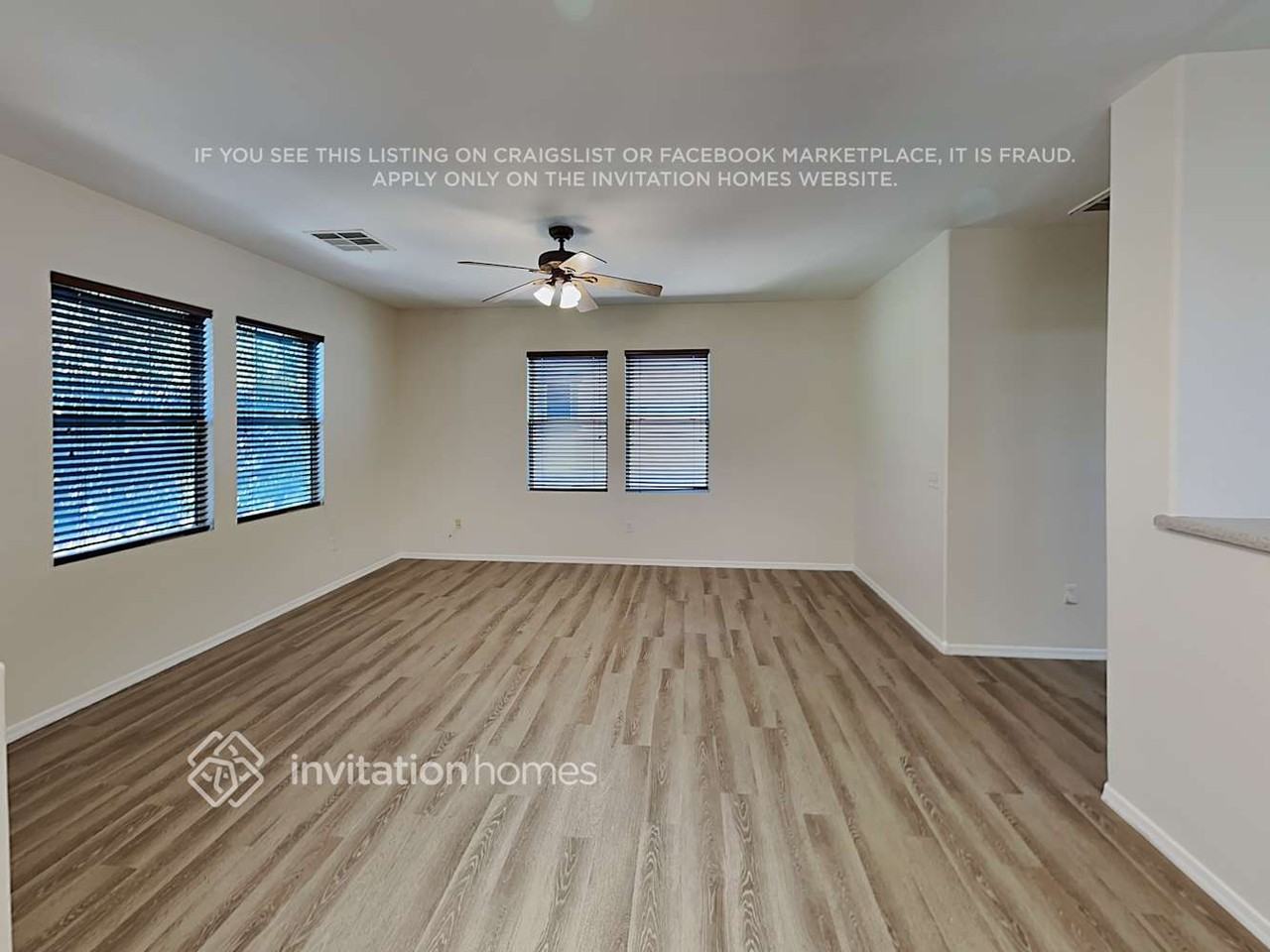 1514 S Roadrunner Dr - Photo 4 of 20