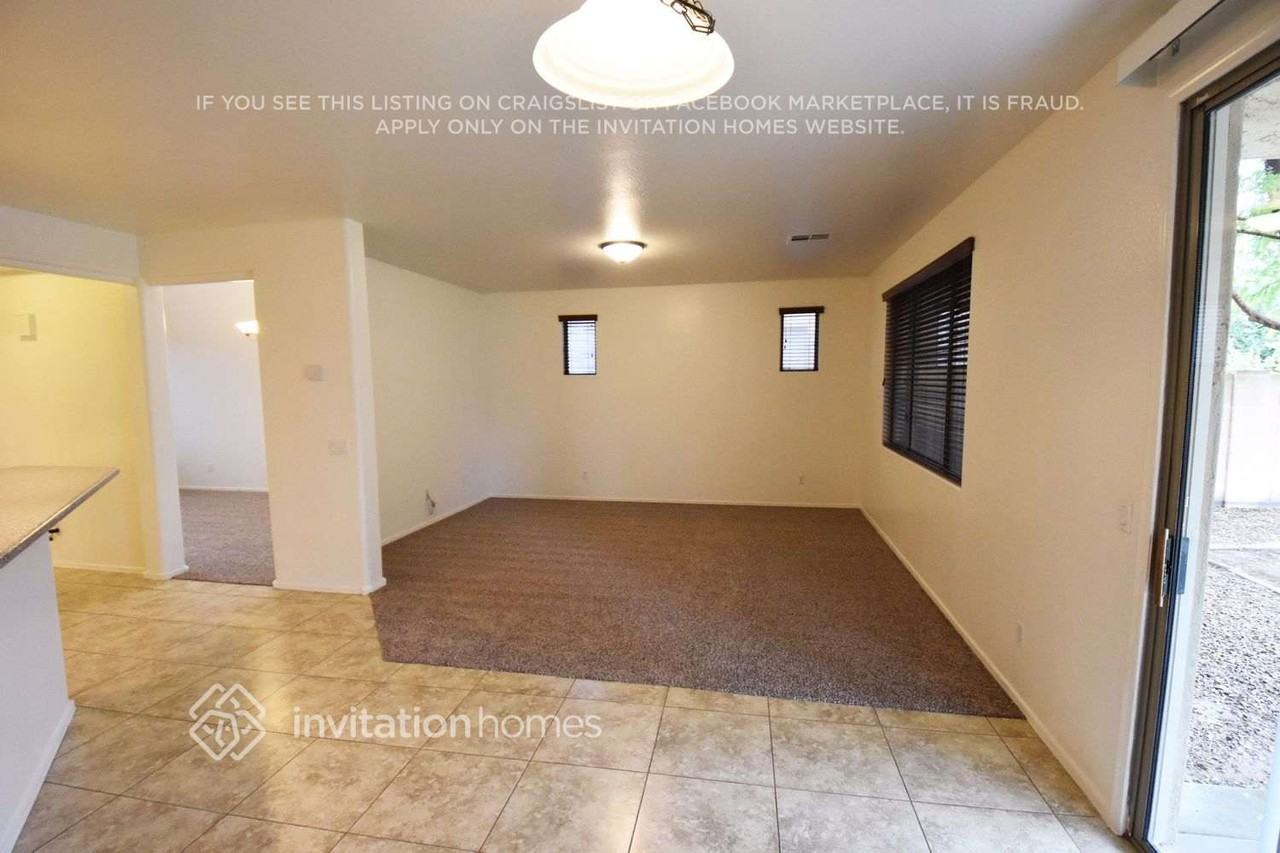 19335 E Canary Way - Photo 6 of 14