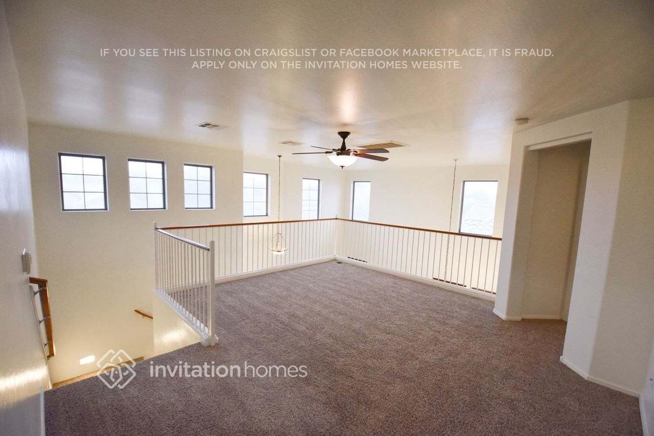 19335 E Canary Way - Photo 7 of 14