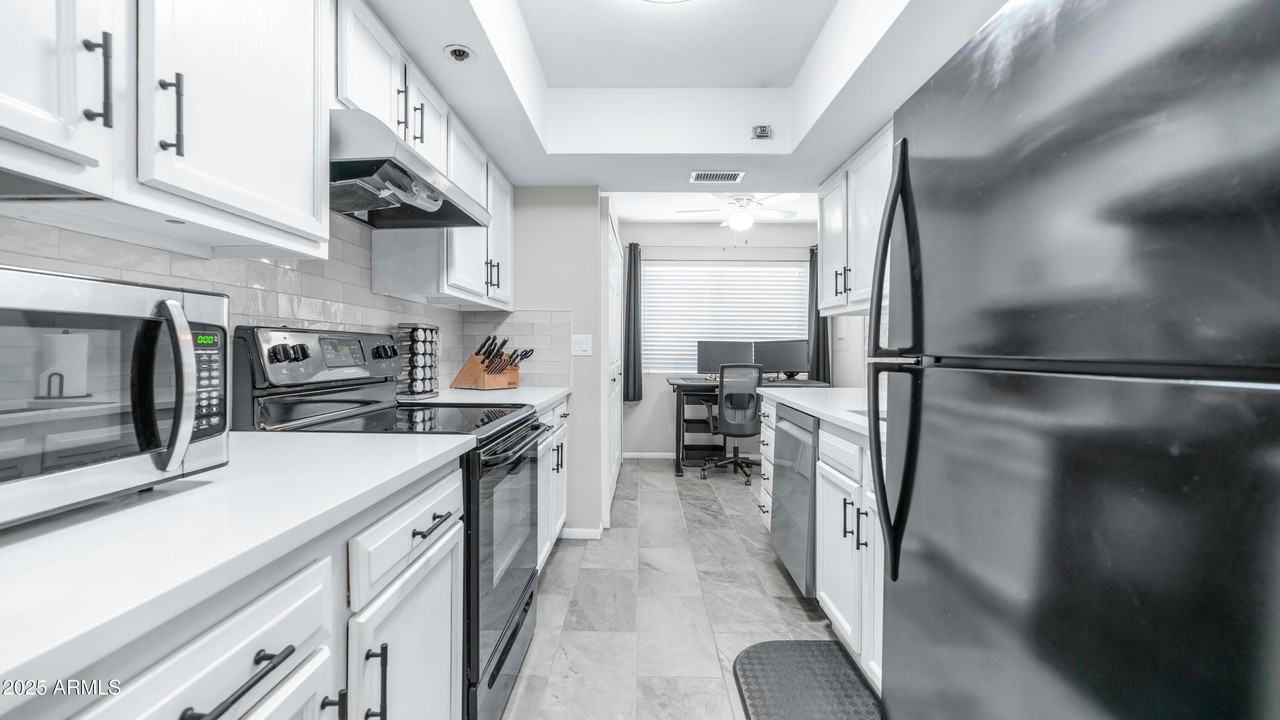 2615 N Hayden Rd Apt 114 #114 - Photo 4 of 36