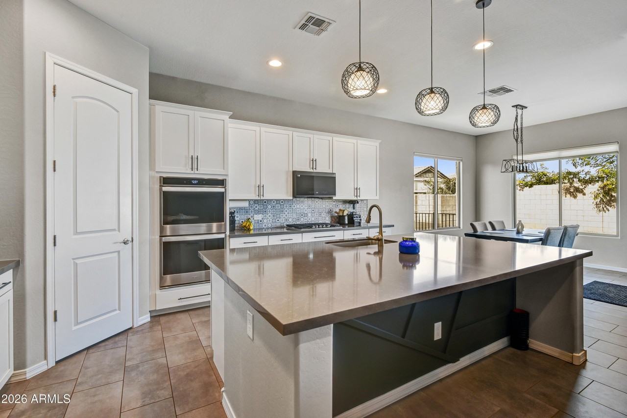 23018 E Orchard Ln - Photo 5 of 27