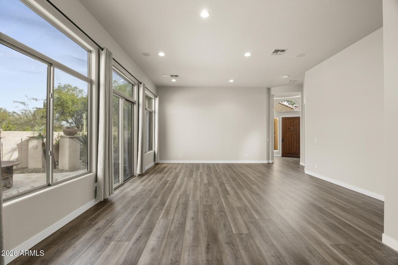 3653 E Sands Dr - Photo 6 of 46