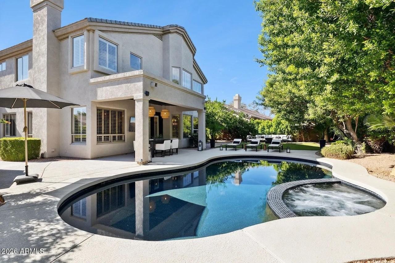 6414 E Monte Cristo Ave - Photo 3 of 50