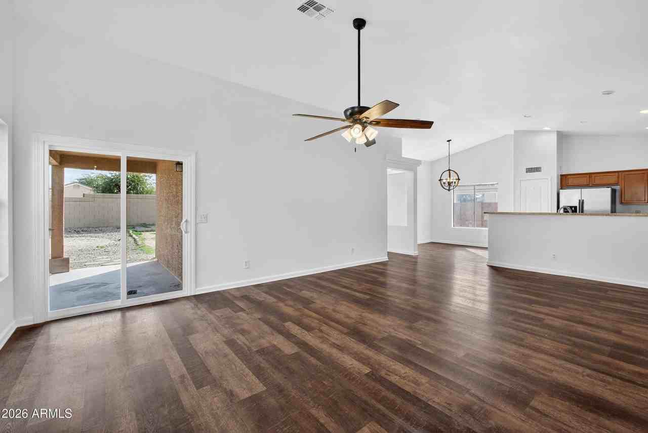 2130 N Sabino Ln - Photo 4 of 32