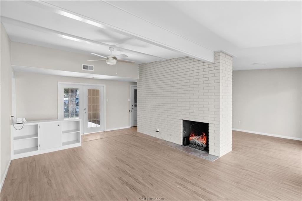 401 Glade St - Photo 5 of 23