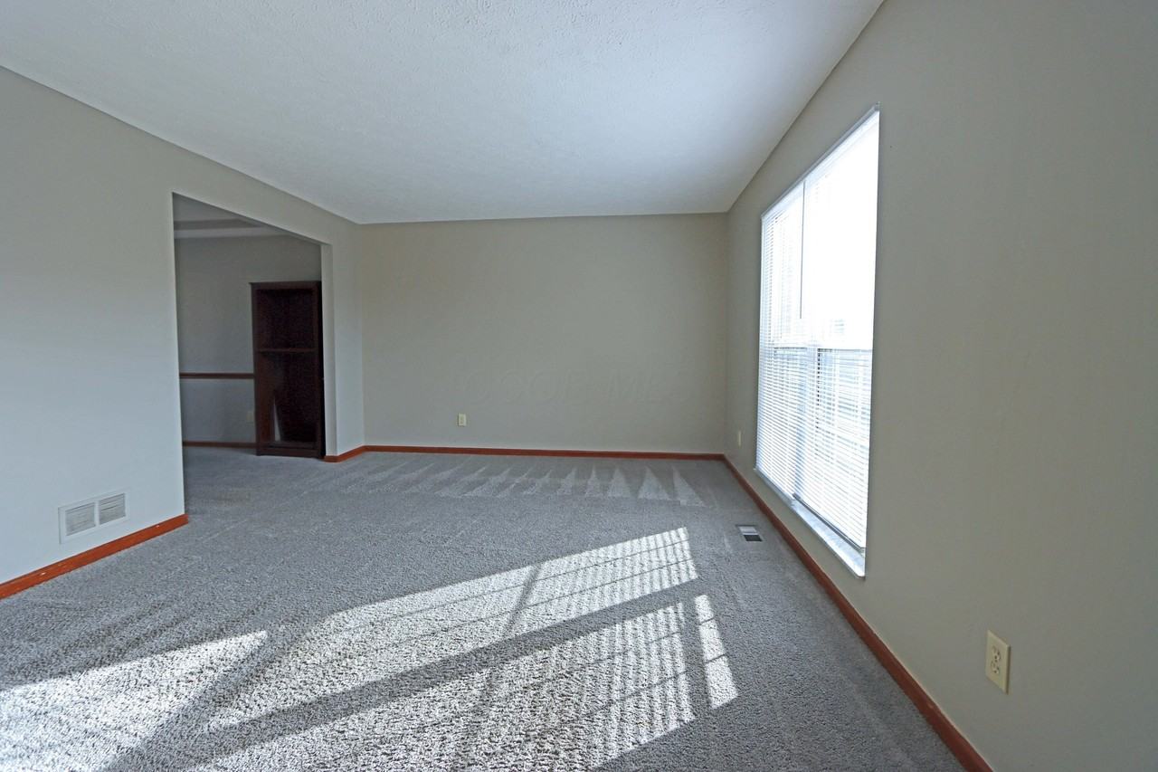 4862 Roger Allen Ct - Photo 5 of 50