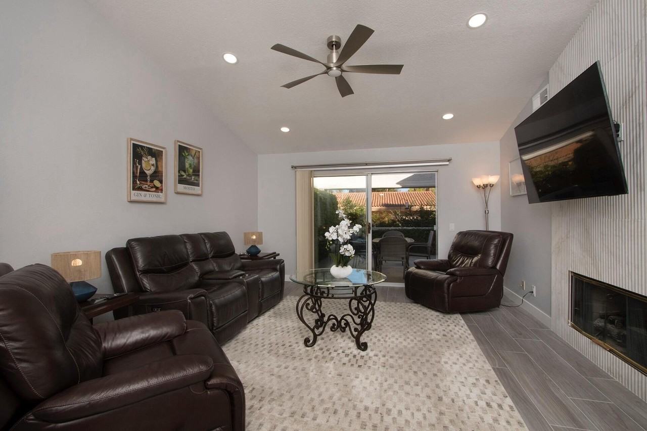 164 Desert Falls Dr E - Photo 4 of 18