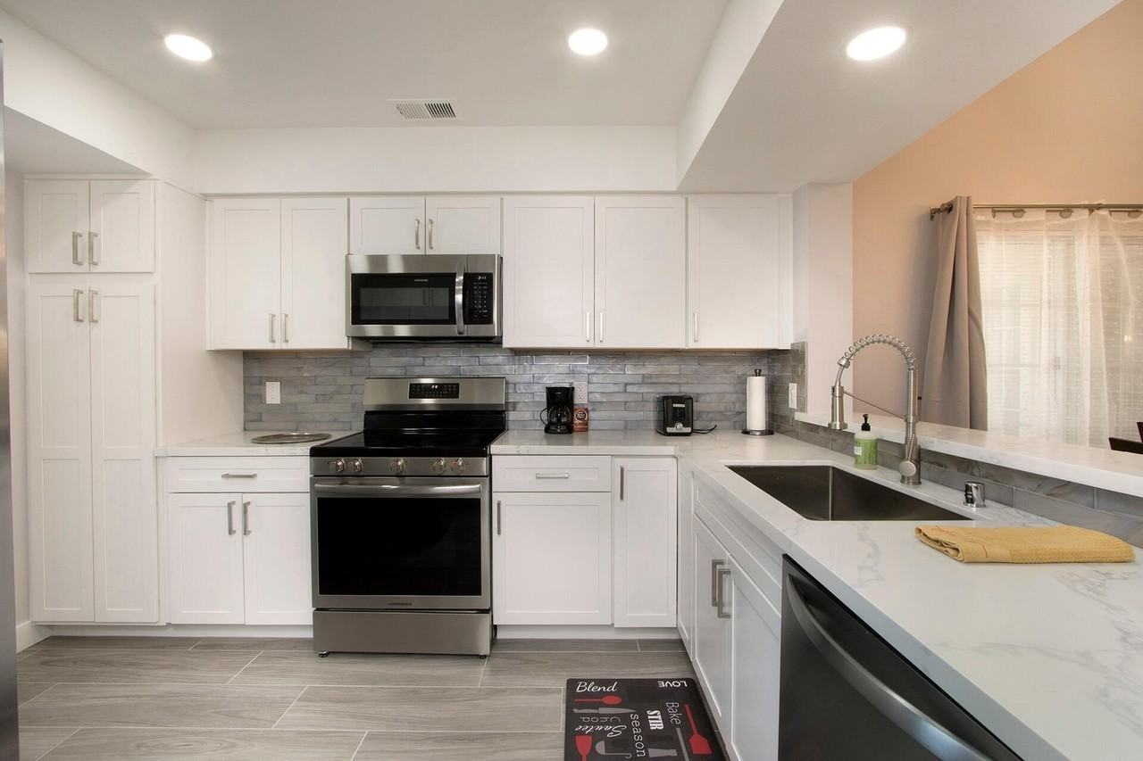 164 Desert Falls Dr E - Photo 7 of 18