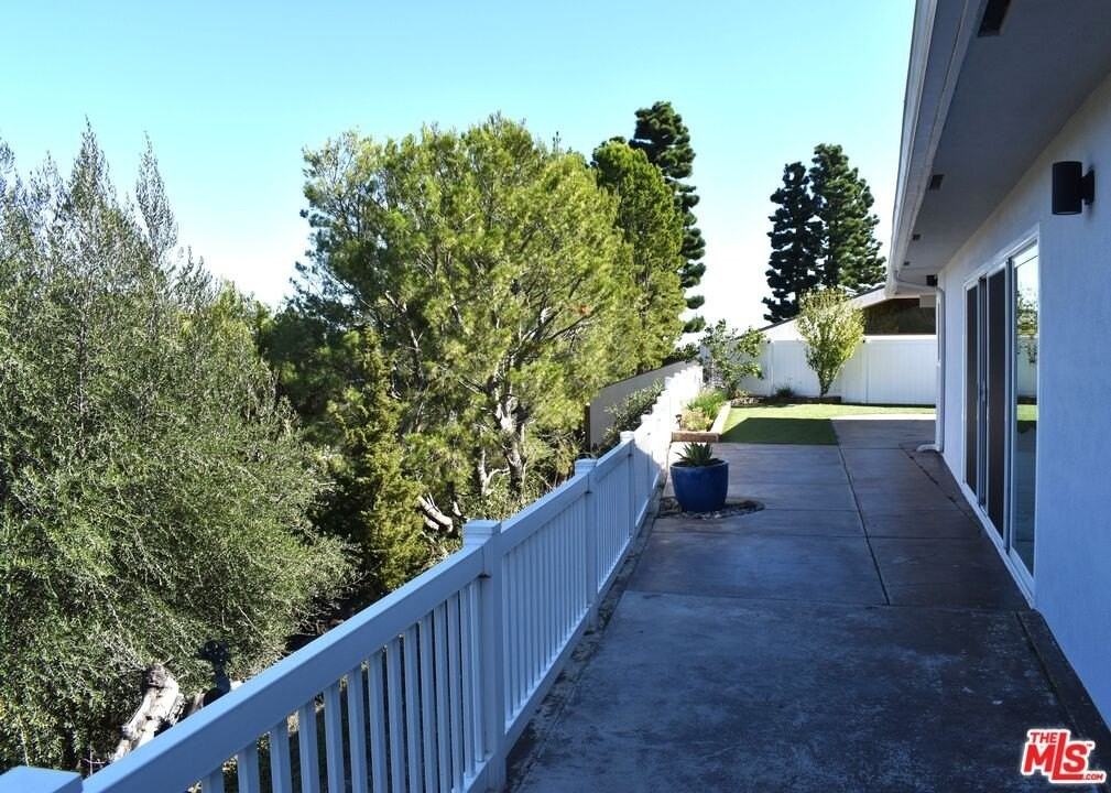 11365 Chalon Rd - Photo 2 of 19