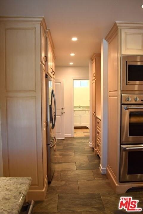 11365 Chalon Rd - Photo 7 of 19