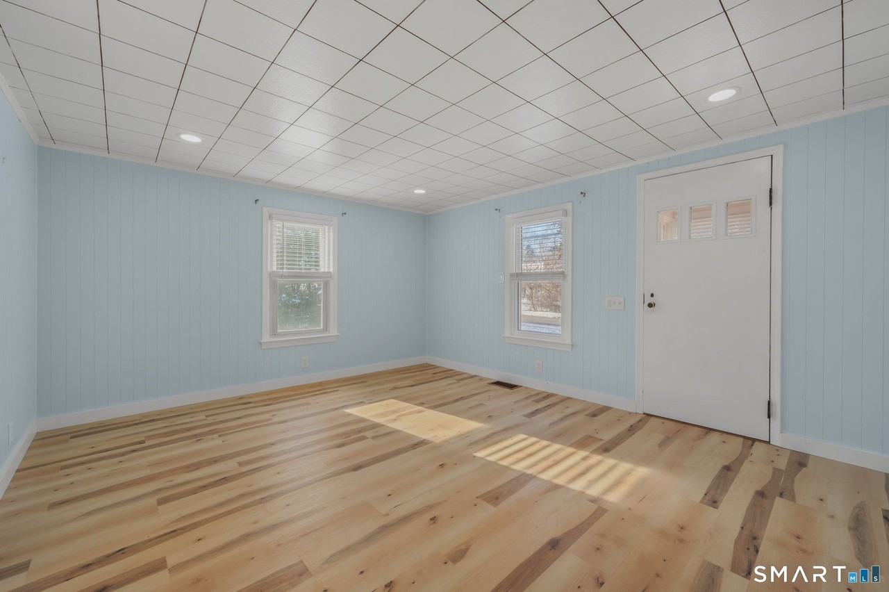 125 Spithead Rd - Photo 6 of 21