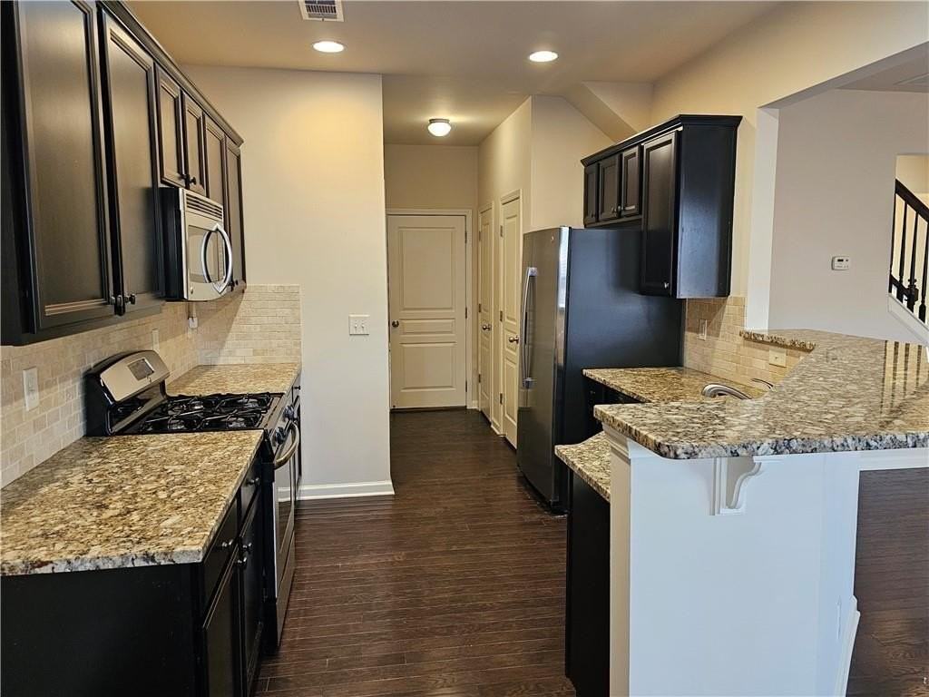 6185 Crested Moss Dr - Photo 3 of 33