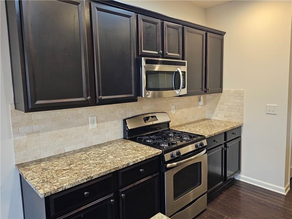 6185 Crested Moss Dr - Photo 5 of 33