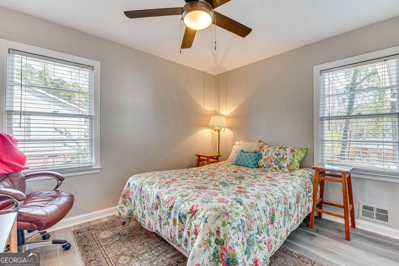 6385 Lobelia Rd Sw - Photo 5 of 26