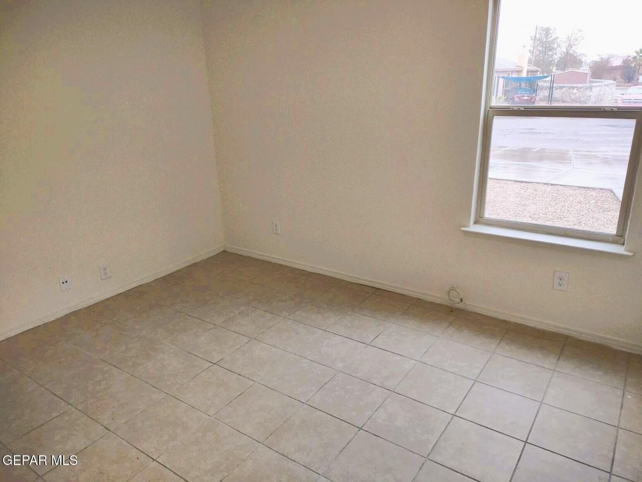 9488 Landry Mckee Ln Apt B #B - Photo 2 of 18