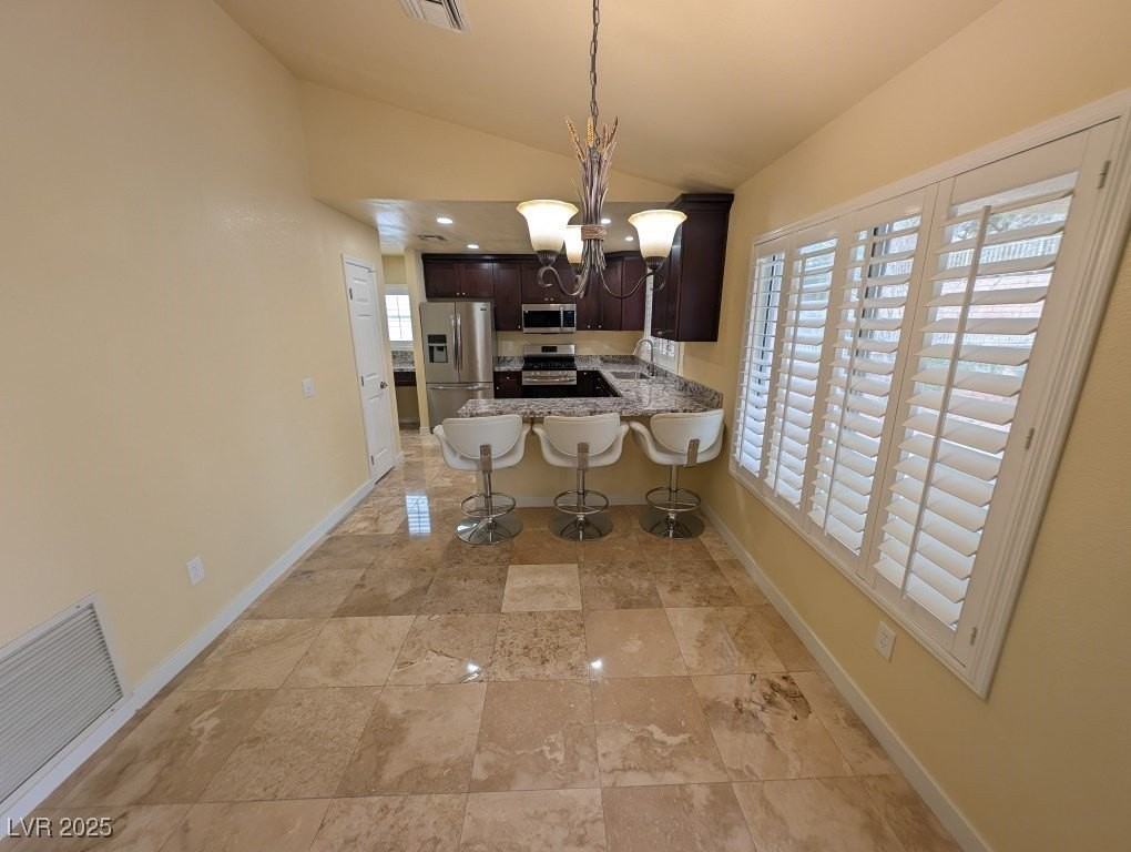 2737 Tumble Brook Dr - Photo 5 of 24