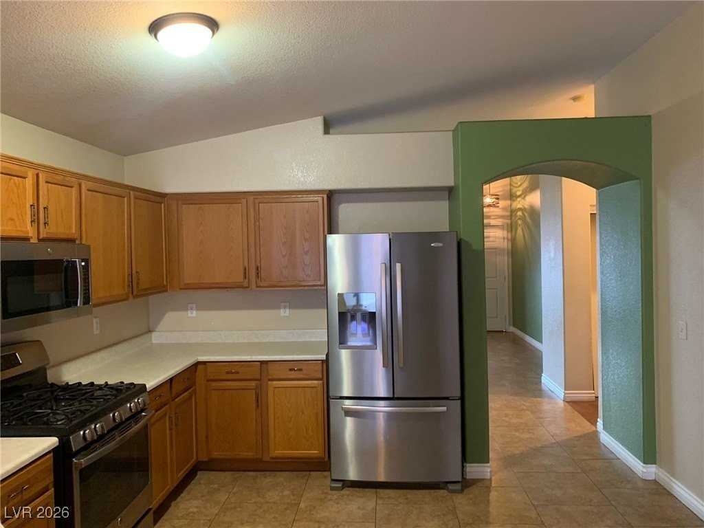 6286 Stone Hollow Ave - Photo 6 of 15