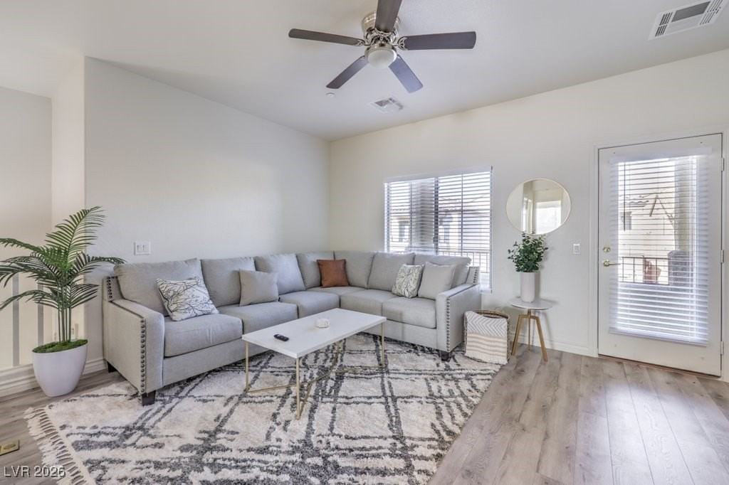 7832 Blesbok Ct - Photo 4 of 37