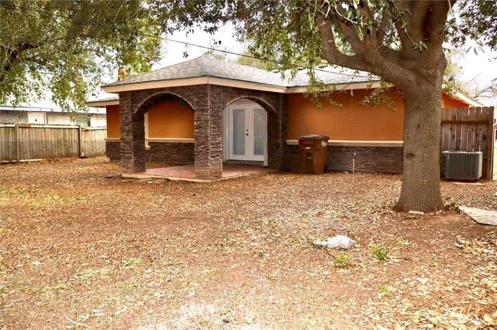 414 N 6th St - Photo 3 of 11