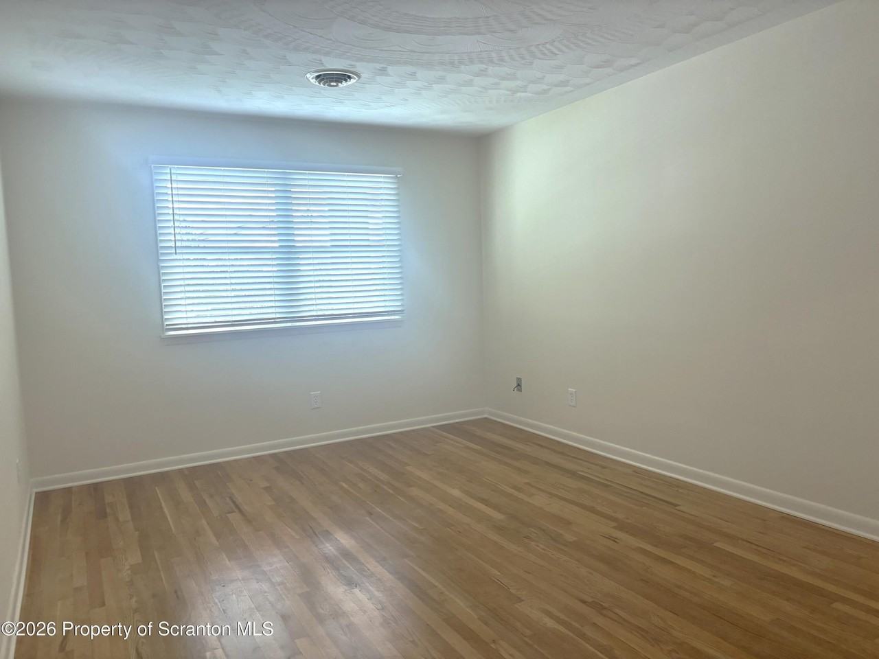 15 Little St Apt 4 #4 - Photo 5 of 15