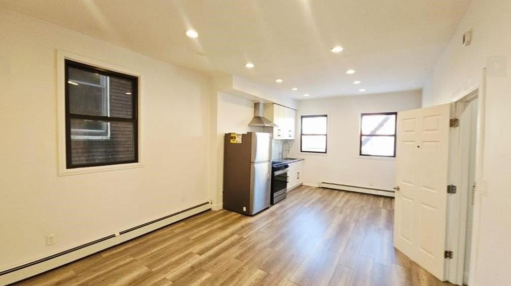 1210 12th St #2 - Photo 5 of 11