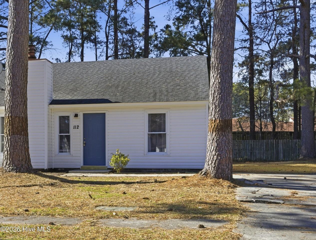 112 Corey Cir - Photo 3 of 23