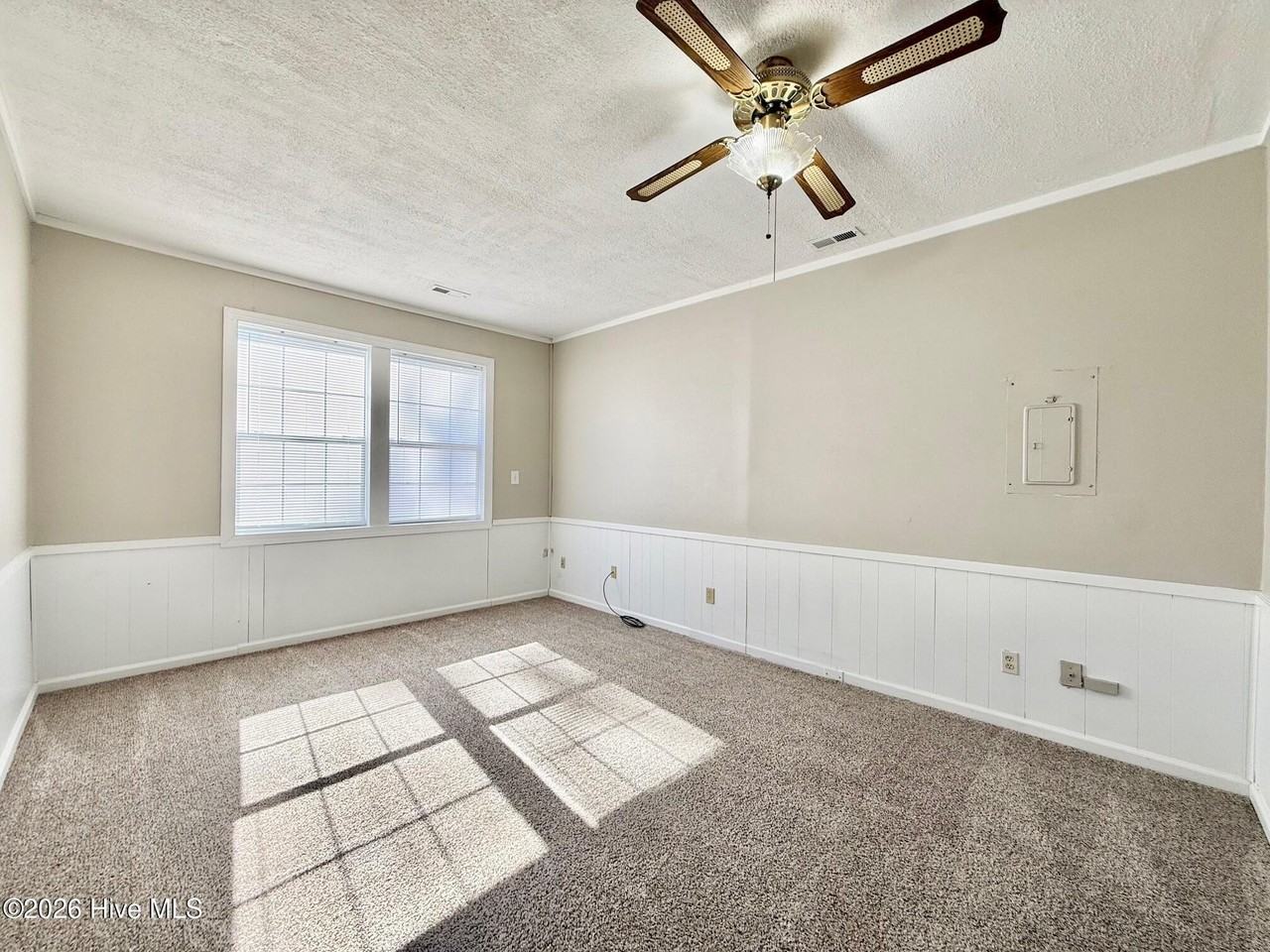 551 Oci Dr - Photo 6 of 21