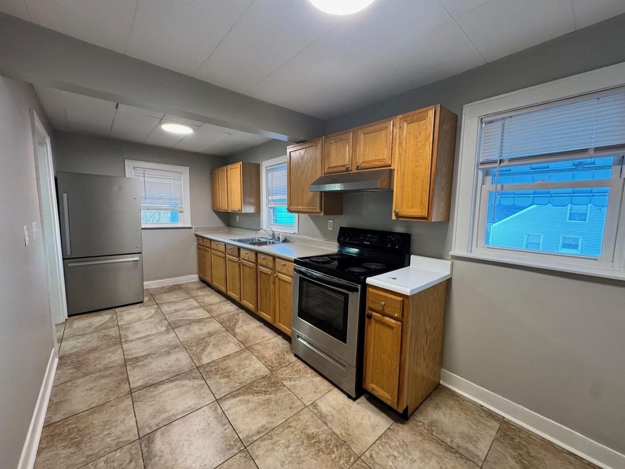 211 Langford Ct - Photo 7 of 14