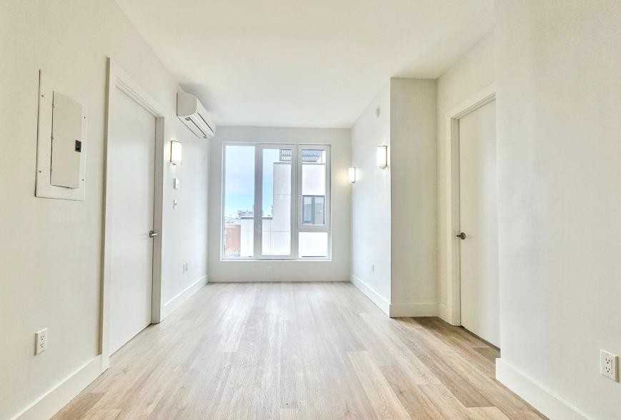 91 Bruckner Blvd - Photo 6 of 10