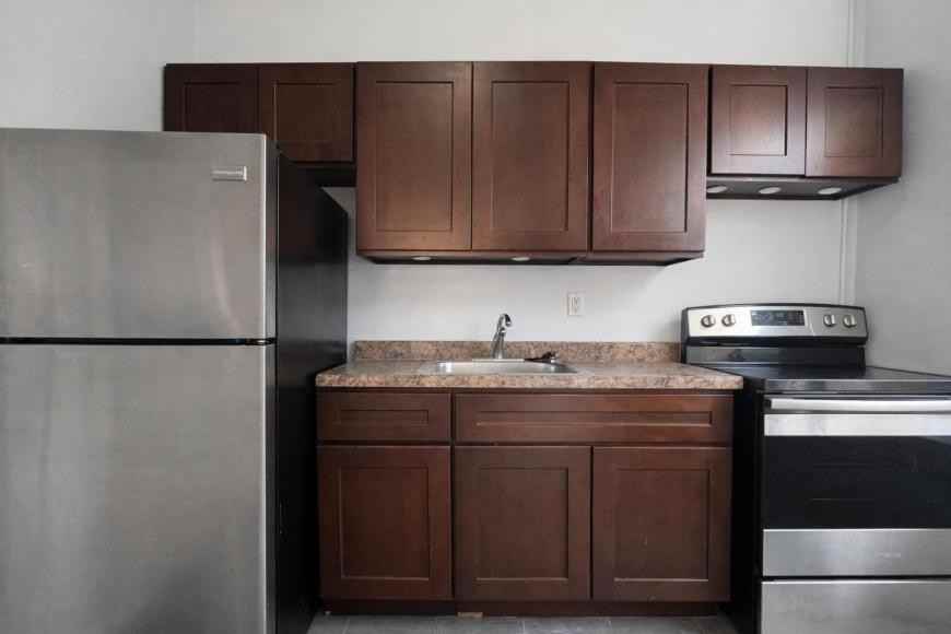 24 Thayer St - Photo 7 of 10