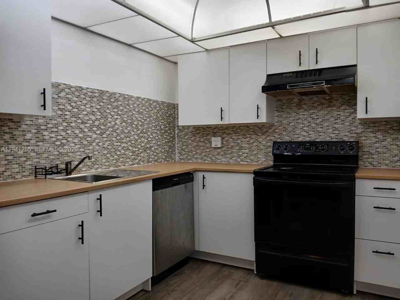 1300 Saint Charles Pl #222