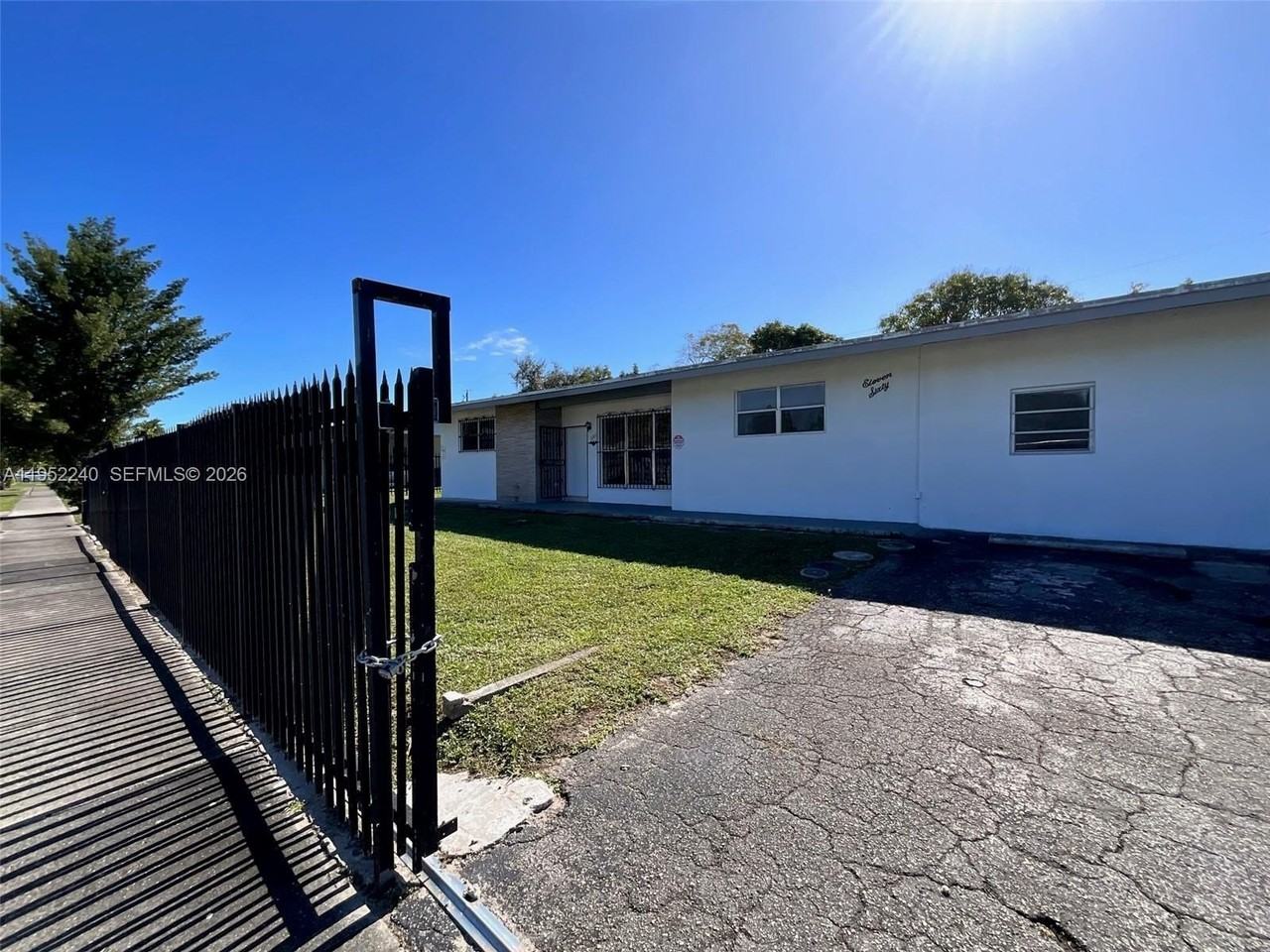 1160 Ne 200th Ter #NA - Photo 2 of 19