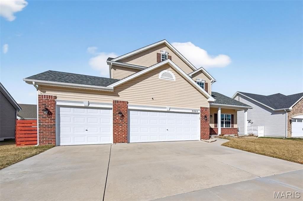 3501 Charlestowne Crossing Dr - Photo 3 of 50